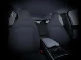 Ford Explorer thumbnail 2