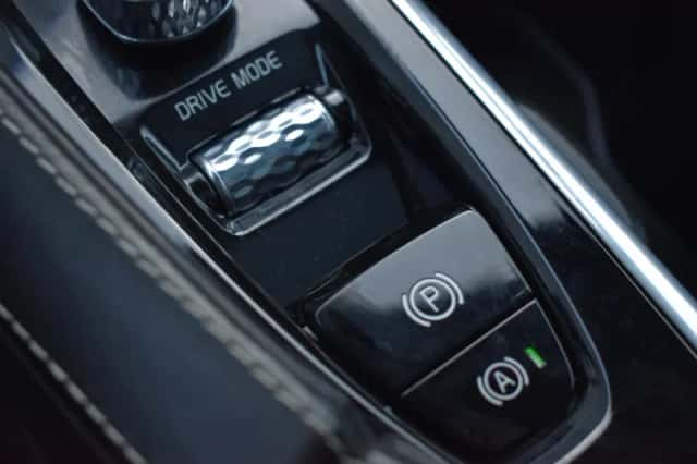 Volvo XC90 (2020) thumbnail 32