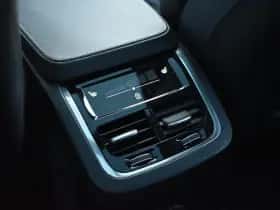 Volvo XC90 thumbnail 37