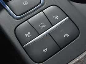 Ford Kuga thumbnail 46