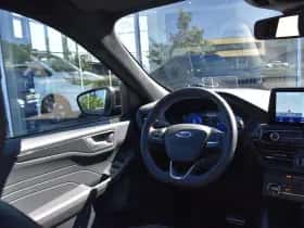 Ford Kuga thumbnail 51
