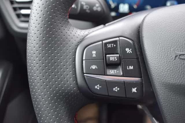 Ford Focus (2025) thumbnail 15