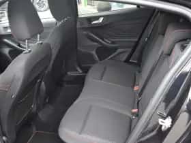 Ford Focus thumbnail 19