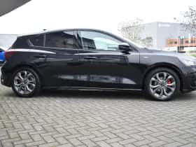 Ford Focus thumbnail 4