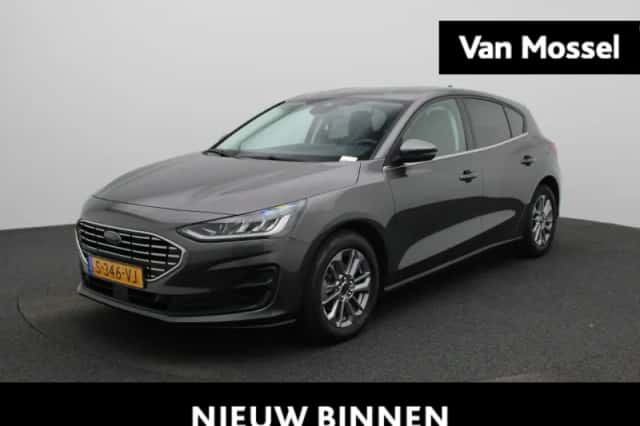 Ford Focus (2023) thumbnail 1