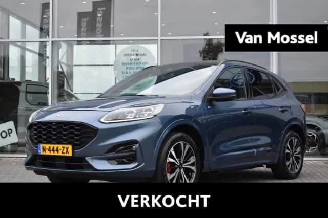 Ford Kuga (2022) thumbnail 1