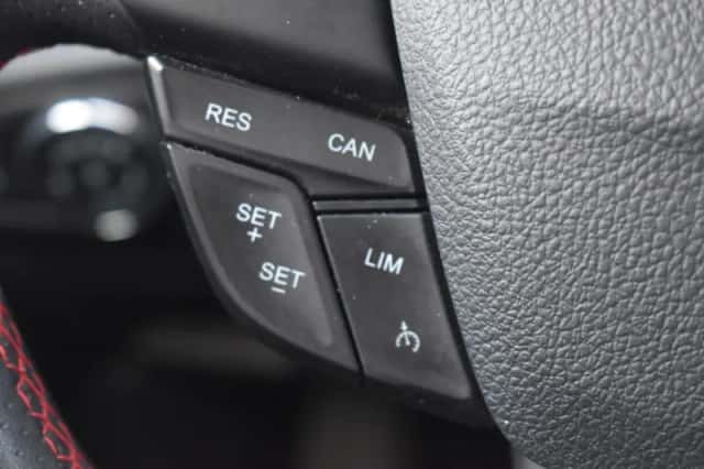 Ford EcoSport (2019) thumbnail 16