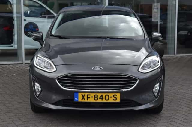 Ford Fiesta (2018) thumbnail 2