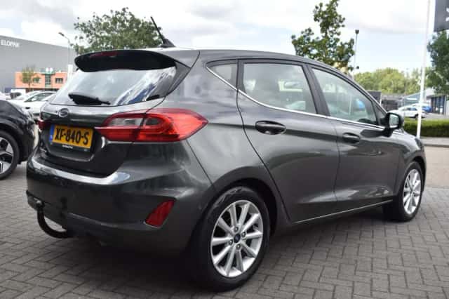Ford Fiesta (2018) thumbnail 5