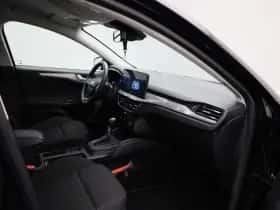 Ford Focus thumbnail 30