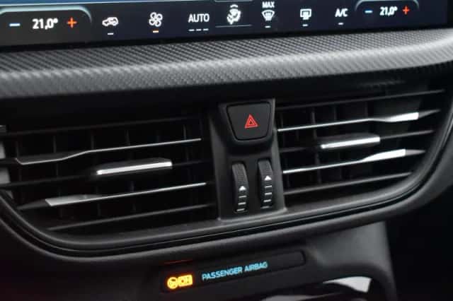 Ford Kuga (2025) thumbnail 39