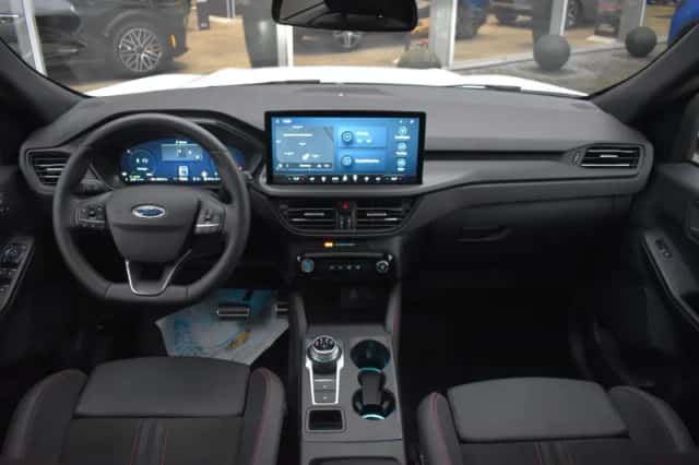 Ford Kuga (2025) thumbnail 47