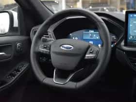 Ford Kuga thumbnail 48