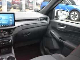 Ford Kuga thumbnail 50