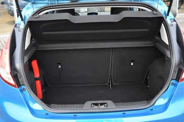 Ford Fiesta (2016) thumbnail 10