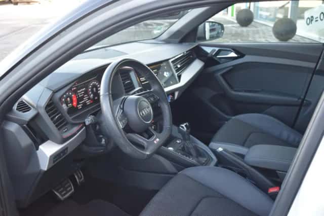 Audi A1 (2019) thumbnail 25