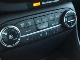 Ford Fiesta (2020) thumbnail 38