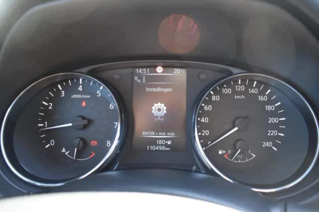 Nissan Qashqai (2017) thumbnail 23