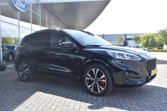 Ford Kuga (2020) thumbnail 4