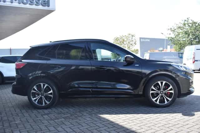 Ford Kuga (2020) thumbnail 5