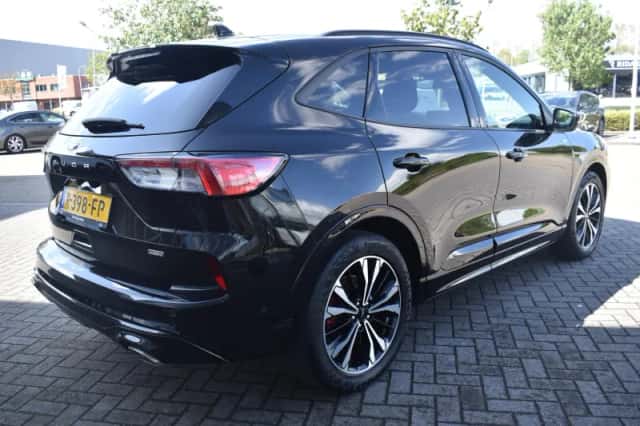 Ford Kuga (2020) thumbnail 6