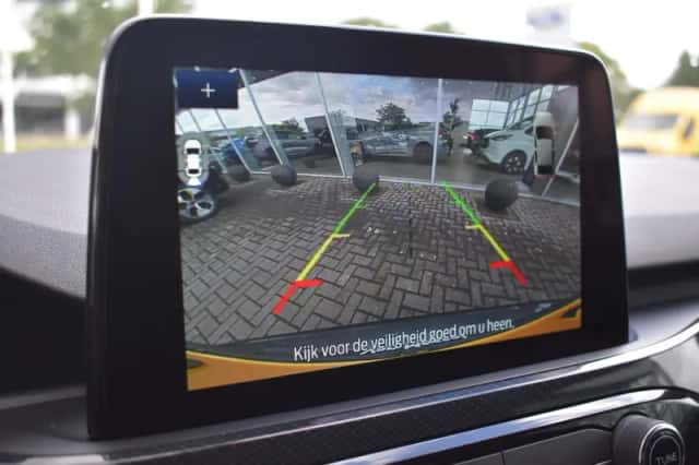 Ford Kuga (2023) thumbnail 39
