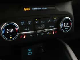 Ford Kuga thumbnail 24