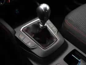 Ford Kuga thumbnail 25