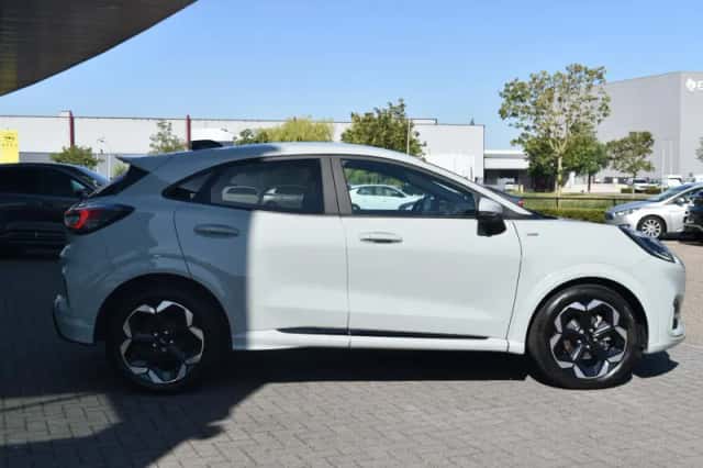 Ford Puma (2024) thumbnail 4