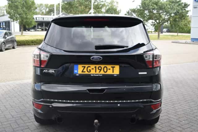 Ford Kuga (2018) thumbnail 6