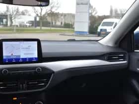 Ford Focus thumbnail 21