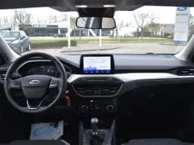 Ford Focus thumbnail 22