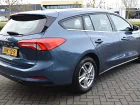 Ford Focus thumbnail 5