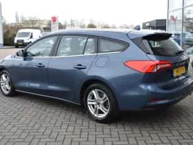 Ford Focus thumbnail 7
