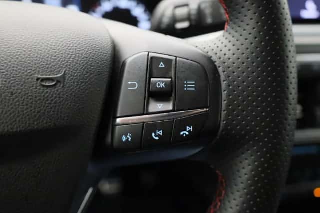 Ford Focus (2023) thumbnail 18