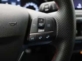 Ford Focus thumbnail 18