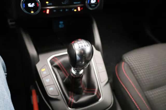 Ford Focus (2023) thumbnail 25