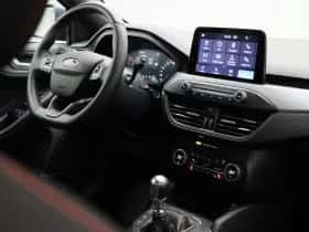 Ford Focus thumbnail 34
