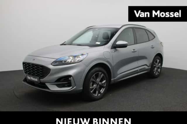 Ford Kuga (2023) thumbnail 1