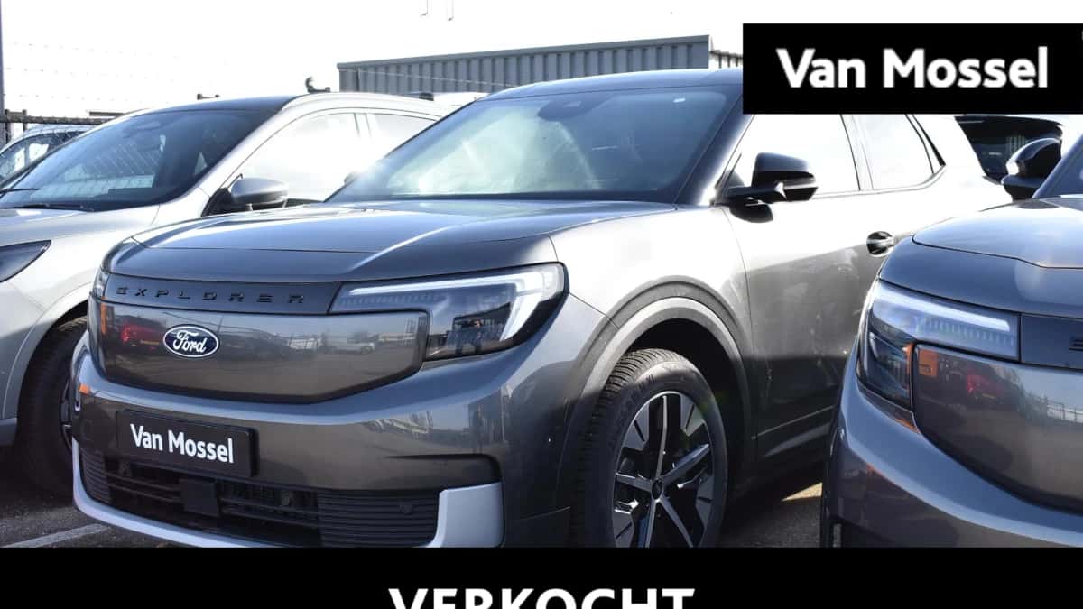 Ford Explorer — foto 1