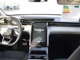 Ford Explorer thumbnail 2