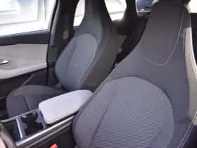 Ford Explorer thumbnail 3