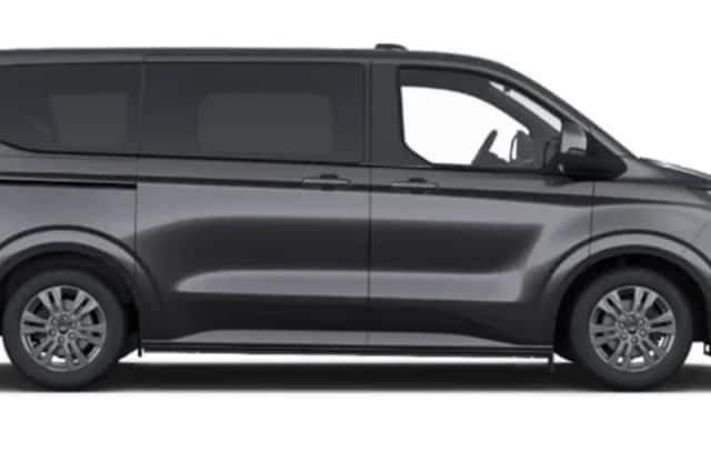 Ford Tourneo Custom (2026) thumbnail 2