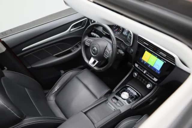 MG ZS EV (2020) thumbnail 32