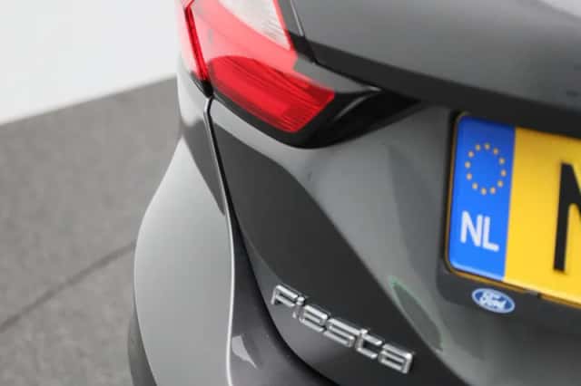 Ford Fiesta (2022) thumbnail 32