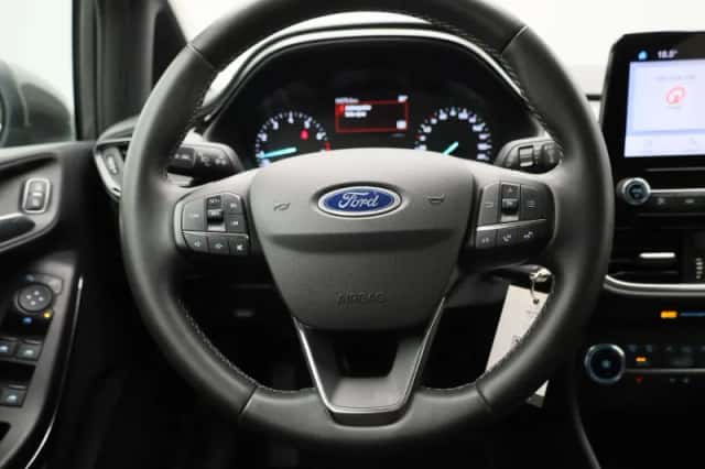 Ford Fiesta (2022) thumbnail 7