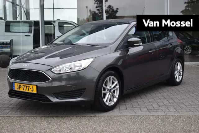 Ford Focus (2016) thumbnail 1
