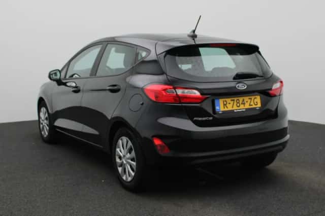 Ford Fiesta (2022) thumbnail 2