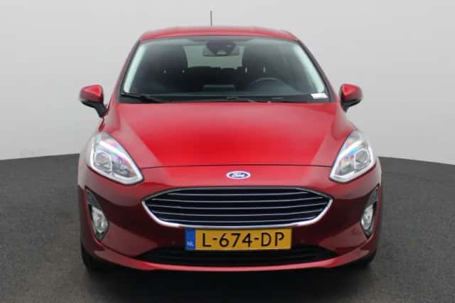 Ford Fiesta (2021) thumbnail 3
