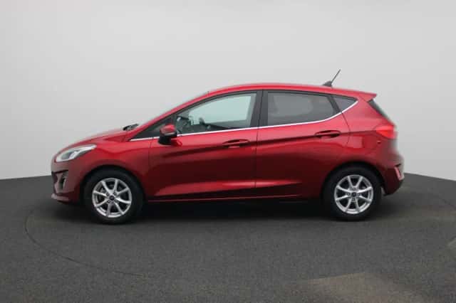 Ford Fiesta (2021) thumbnail 4